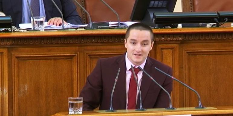 Червен скандал!Божанков с кърваво писмо до Йончева